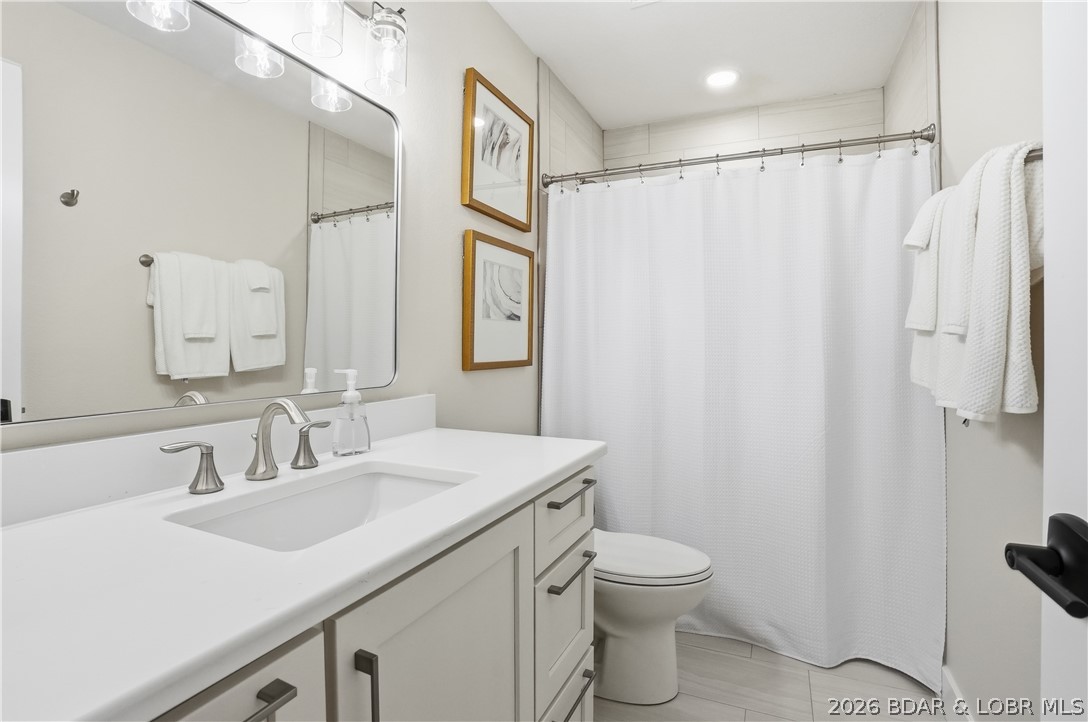 Four Seasons - Residential