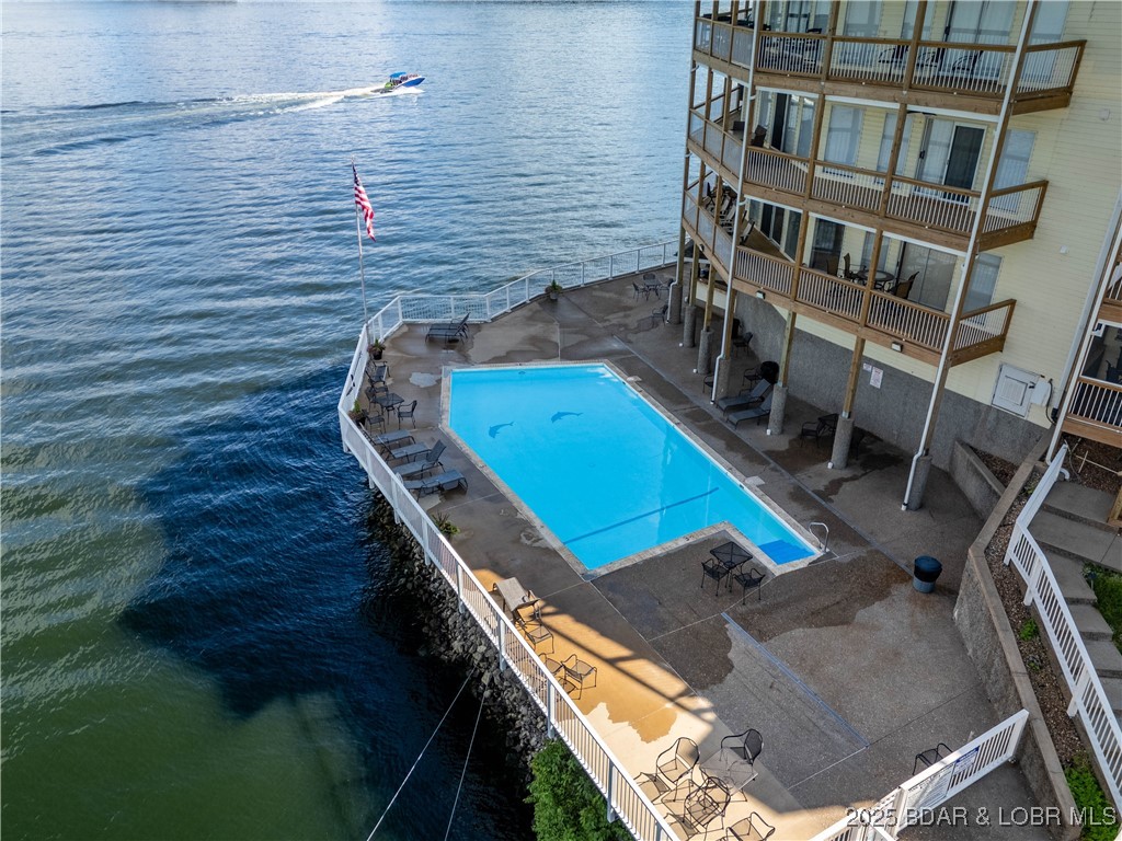 Ledges - Residential