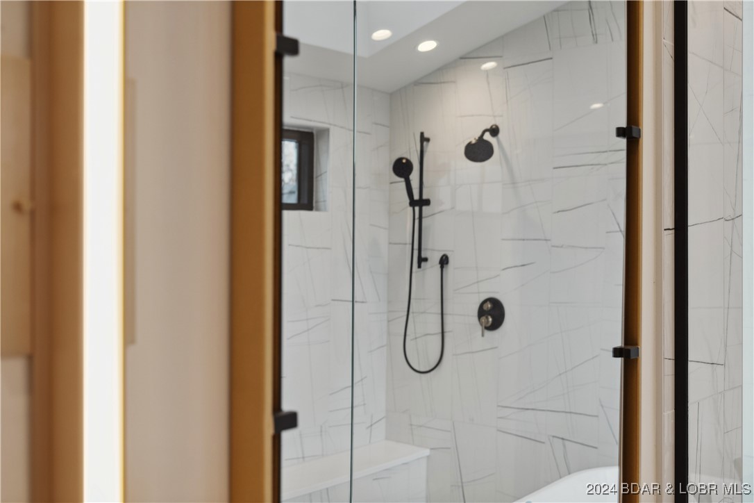 Porto Cima, Missouri 65079, United States, 10 Bedrooms Bedrooms, ,11 BathroomsBathrooms,Residential,Contingent,48860 Porto Cima, Missouri 65079, United States, 10 Bedrooms Bedrooms, ,11 BathroomsBathrooms,Residential,Contingent,48860