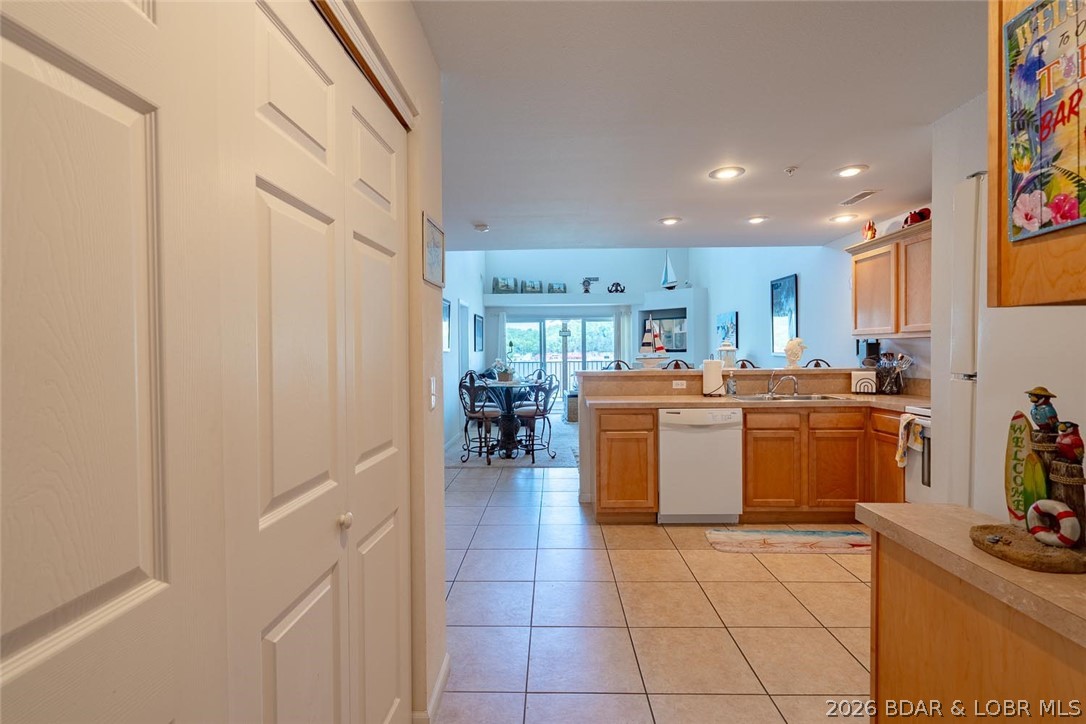 Miramar Condominium - Residential