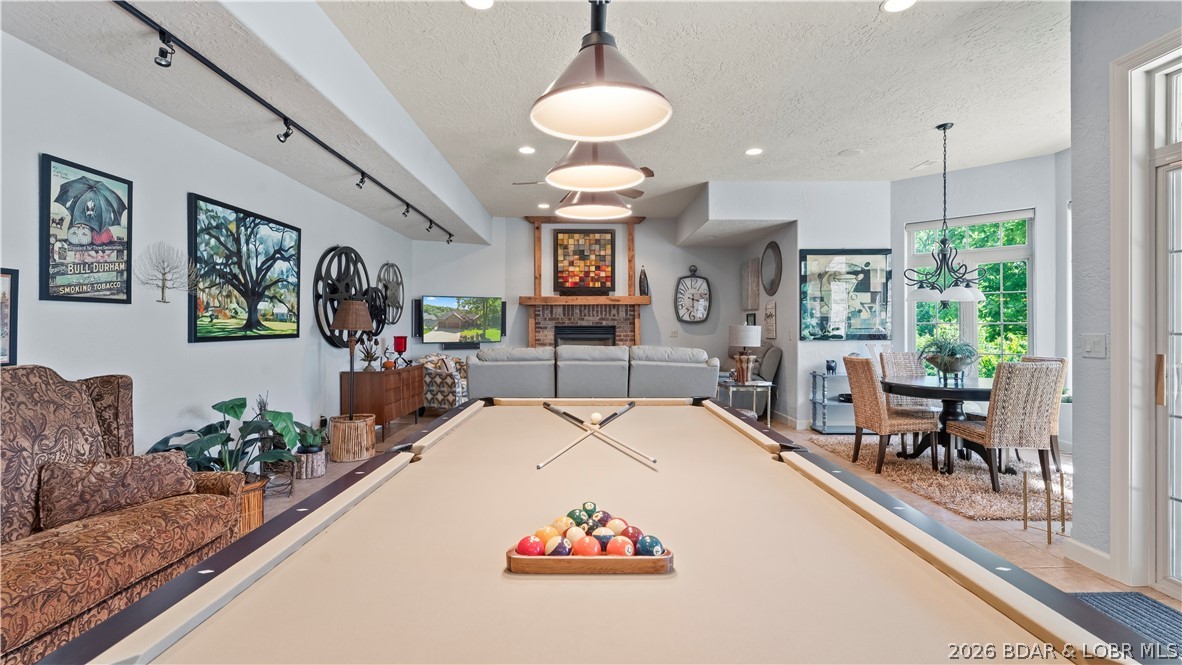 Oak Creek - Residential