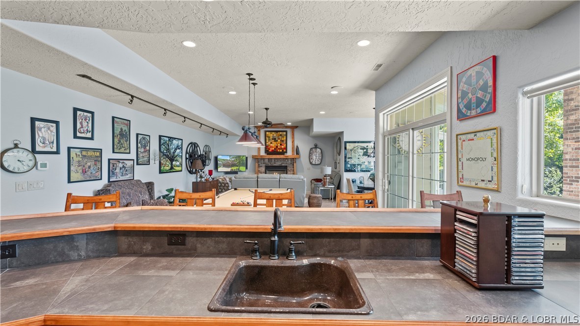 Oak Creek - Residential