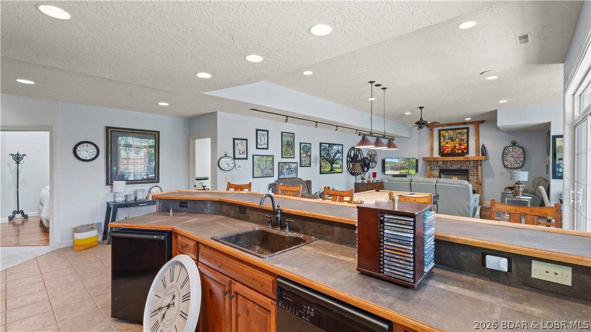 Oak Creek - Residential