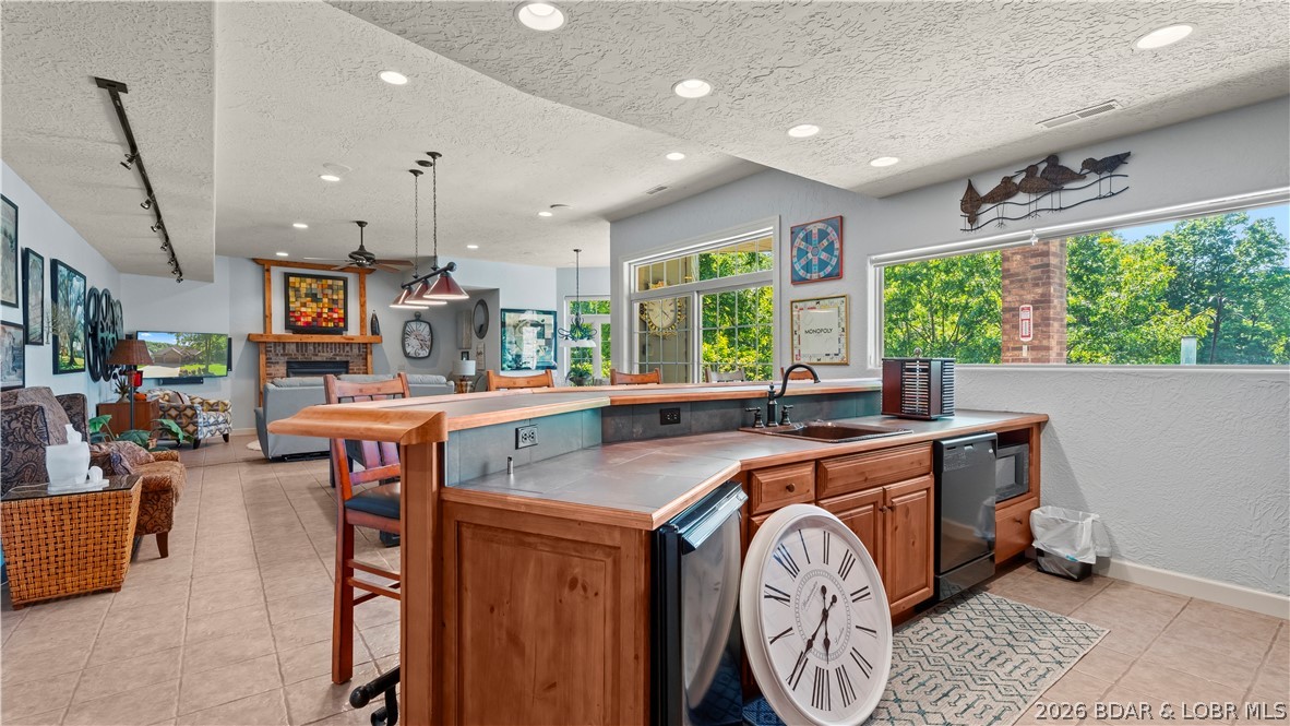 Oak Creek - Residential