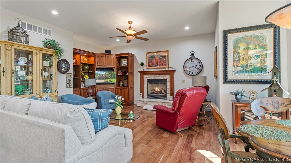 Oak Creek - Residential