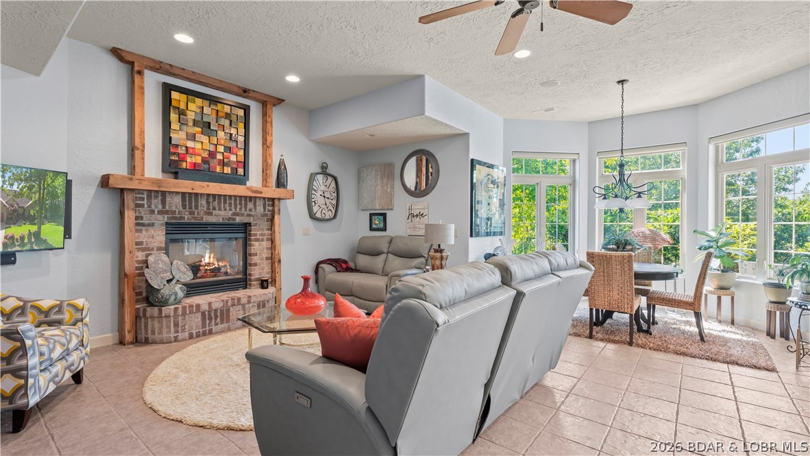 Oak Creek - Residential