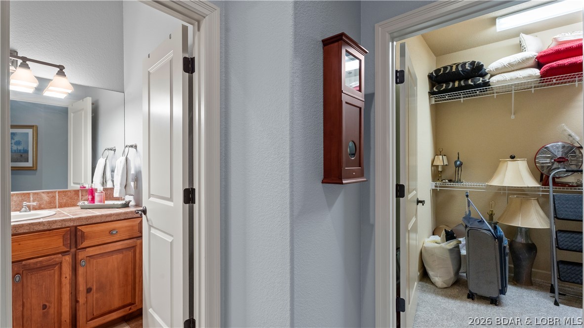 Oak Creek - Residential