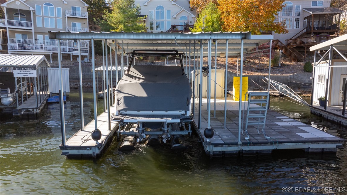 Sheldon Point - Residential