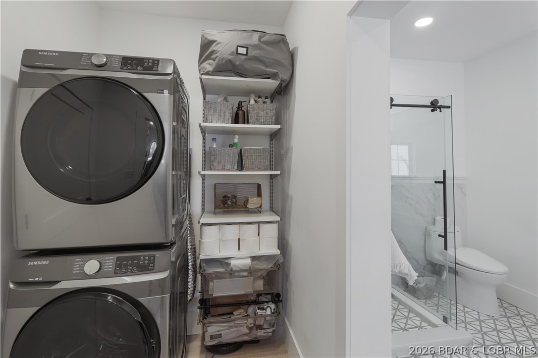 Horseshoe Bend # 8 - Residential