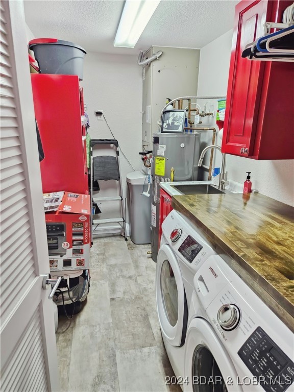 Osage Beach, Missouri 65065, United States, 3 Bedrooms Bedrooms, ,3 BathroomsBathrooms,Residential,Contingent,47039