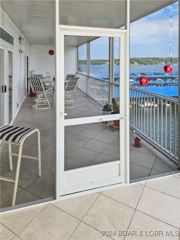 Osage Beach, Missouri 65065, United States, 3 Bedrooms Bedrooms, ,3 BathroomsBathrooms,Residential,Contingent,47039