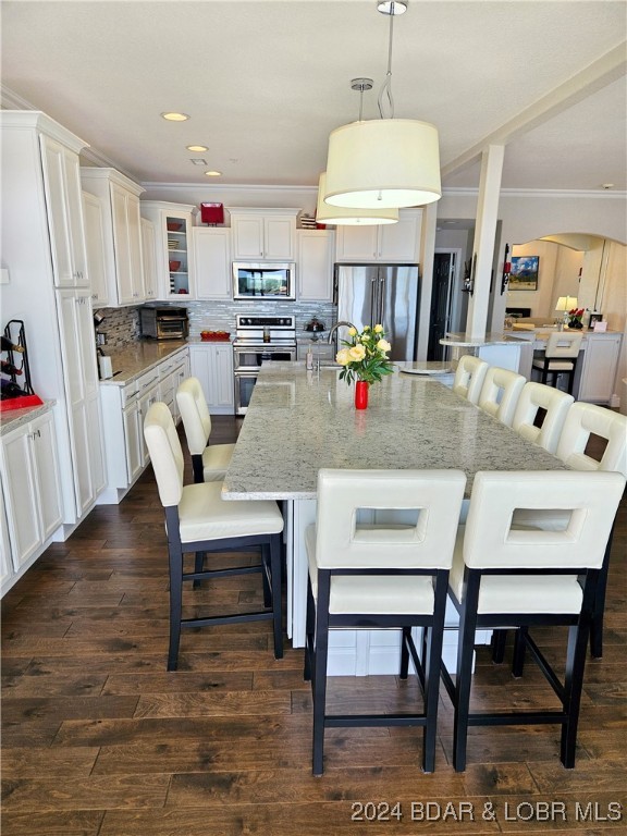 Osage Beach, Missouri 65065, United States, 3 Bedrooms Bedrooms, ,3 BathroomsBathrooms,Residential,Contingent,47039