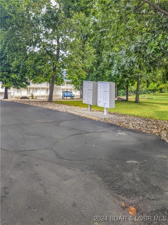 Osage Beach, Missouri 65065, United States, 3 Bedrooms Bedrooms, ,3 BathroomsBathrooms,Residential,Contingent,47039