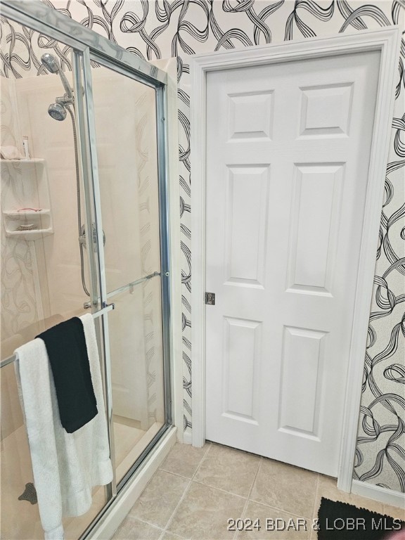 Osage Beach, Missouri 65065, United States, 3 Bedrooms Bedrooms, ,3 BathroomsBathrooms,Residential,Contingent,47039