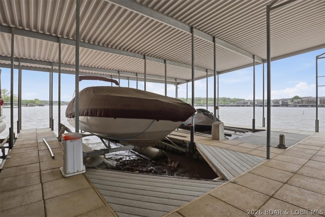 Cedar Green Luxury Condominium - Residential