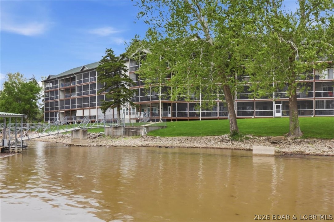 Cedar Green Luxury Condominium - Residential