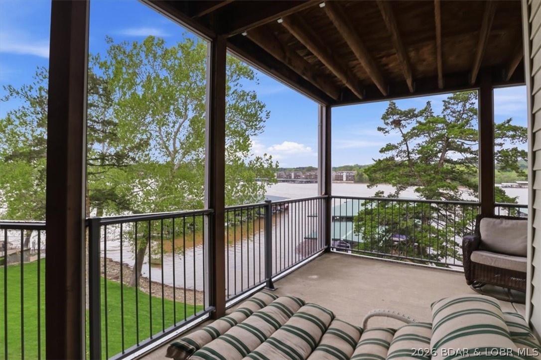 Cedar Green Luxury Condominium - Residential