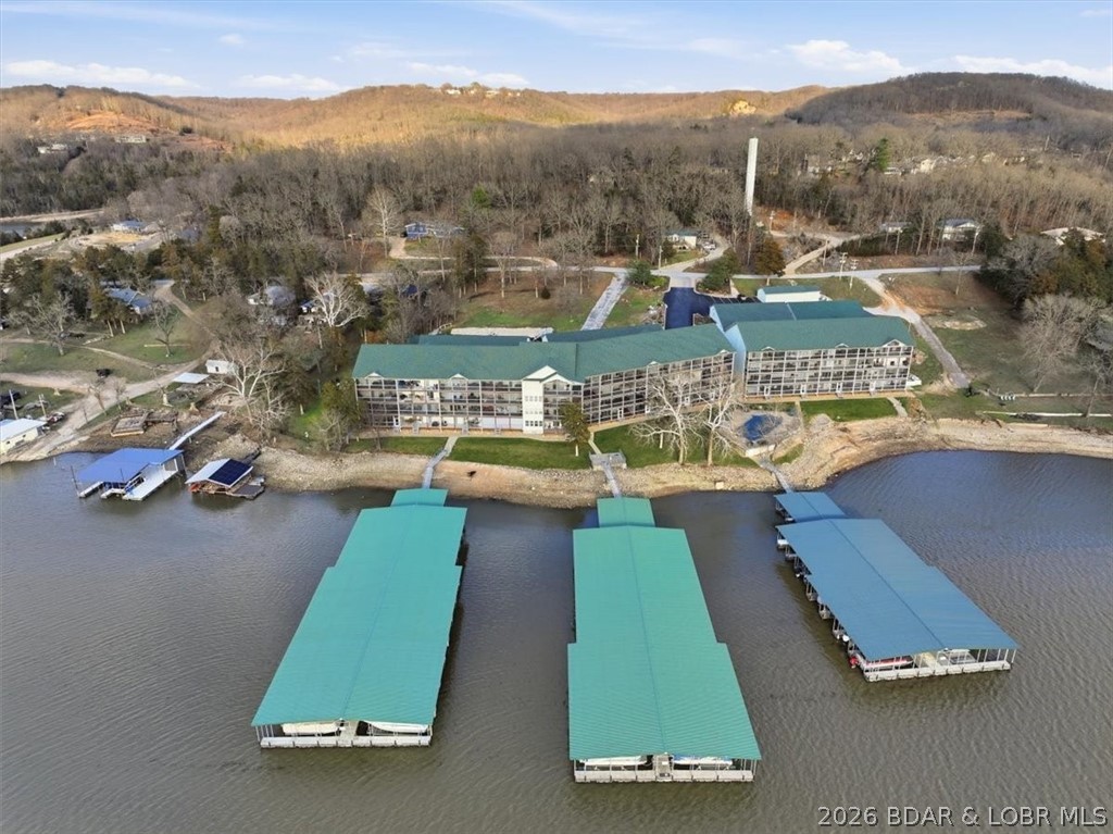 Cedar Green Luxury Condominium - Residential