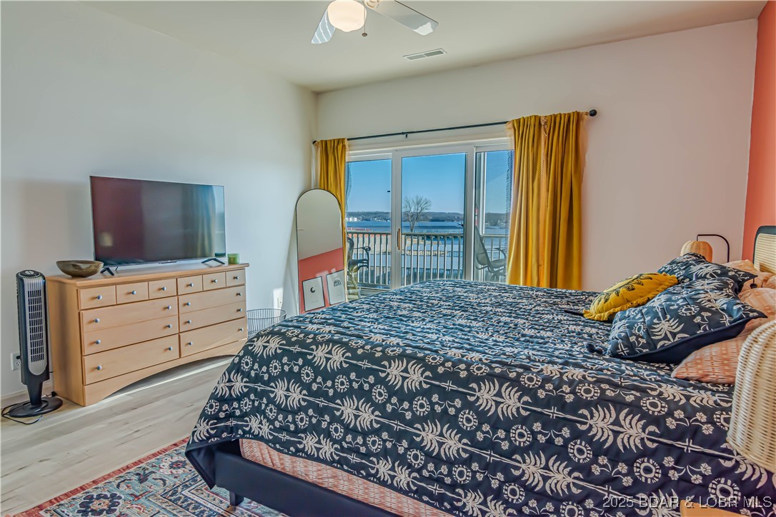 Sunrise Beach, Missouri 65079, United States, 3 Bedrooms Bedrooms, ,2 BathroomsBathrooms,Residential,Active,12626