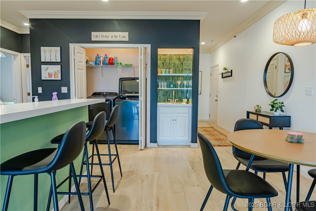 Sunrise Beach, Missouri 65079, United States, 3 Bedrooms Bedrooms, ,2 BathroomsBathrooms,Residential,Active,12626