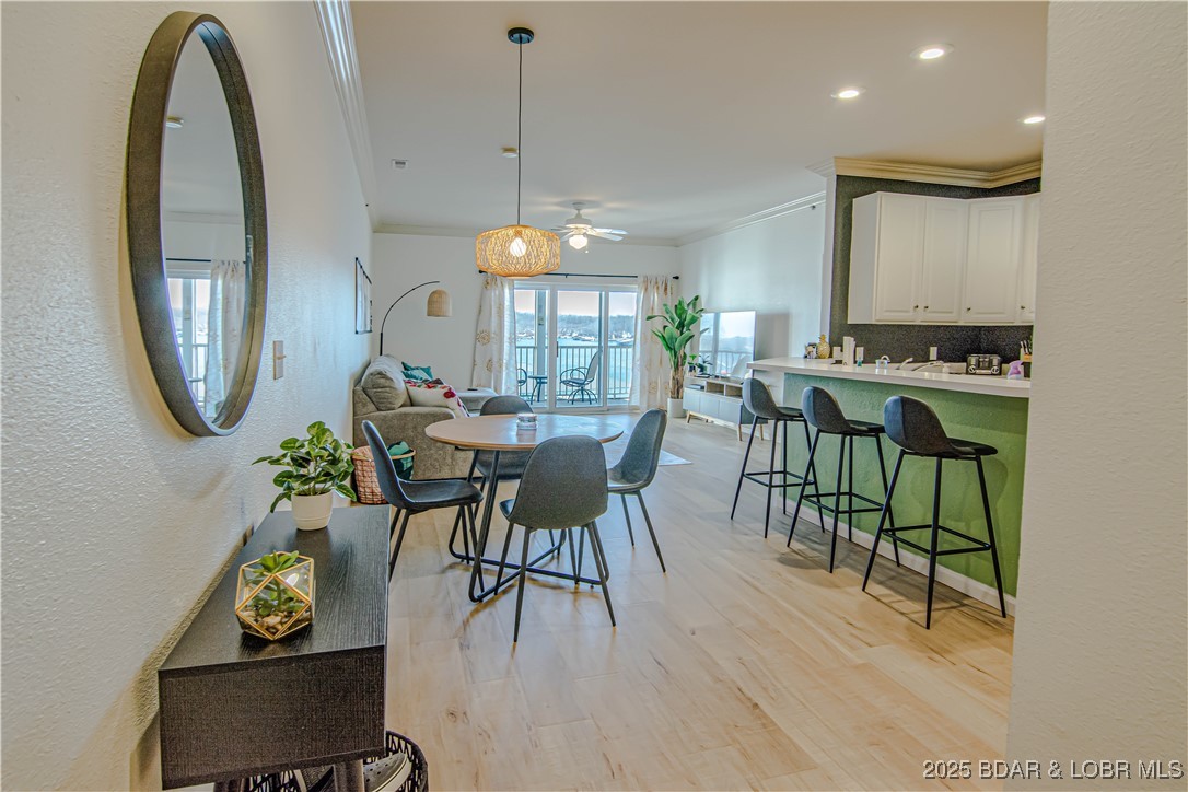 Sunrise Beach, Missouri 65079, United States, 3 Bedrooms Bedrooms, ,2 BathroomsBathrooms,Residential,Active,12626