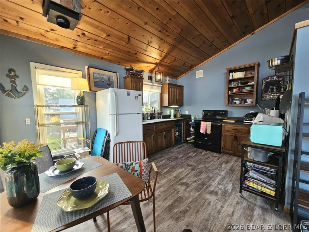 Play-mor Beach - Residential