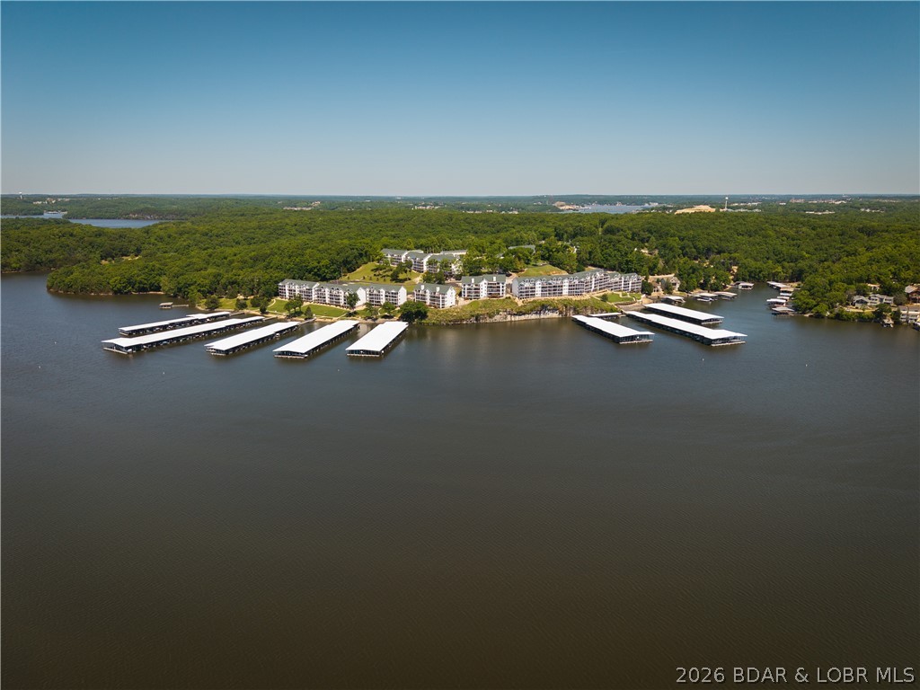 Park Place On The Lake - Residential