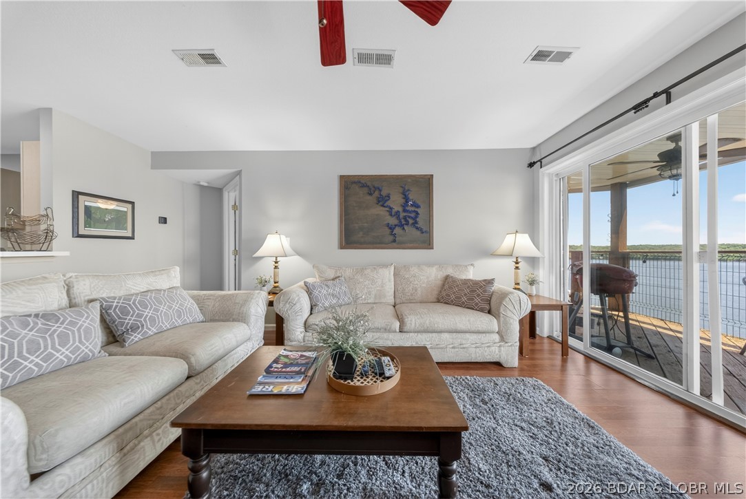 Park Place On The Lake - Residential