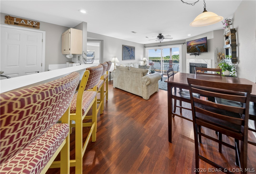 Park Place On The Lake - Residential
