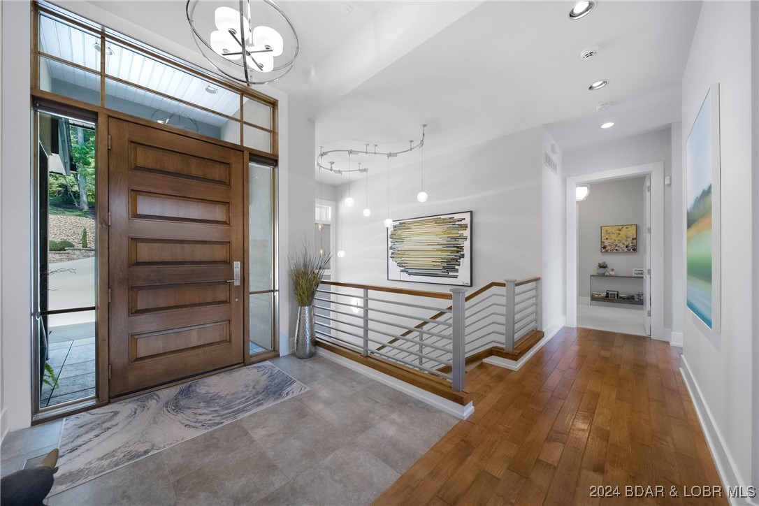 Porto Cima, Missouri 65079, United States, 4 Bedrooms Bedrooms, ,5 BathroomsBathrooms,Residential,Contingent,45852