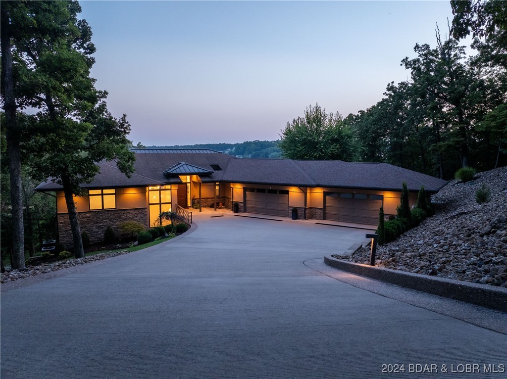 Porto Cima, Missouri 65079, United States, 4 Bedrooms Bedrooms, ,5 BathroomsBathrooms,Residential,Contingent,45852