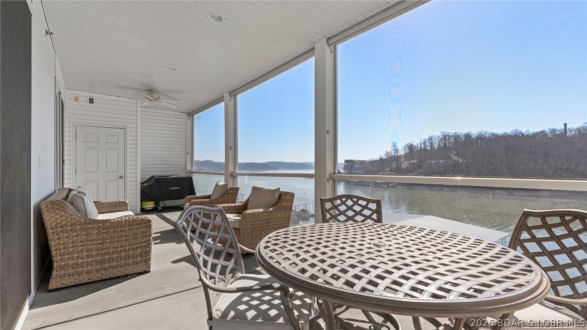 Sunset Palms Condominium - Residential