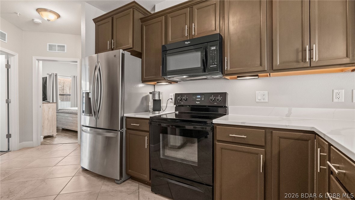 Sunset Palms Condominium - Residential