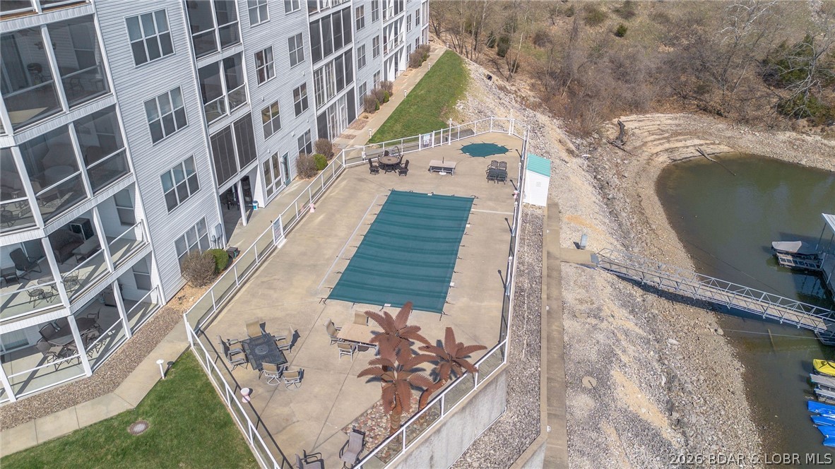 Sunset Palms Condominium - Residential