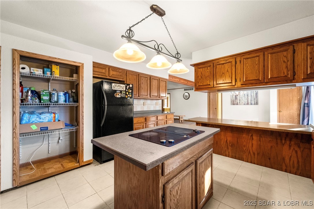 Kays Point #8 - Residential