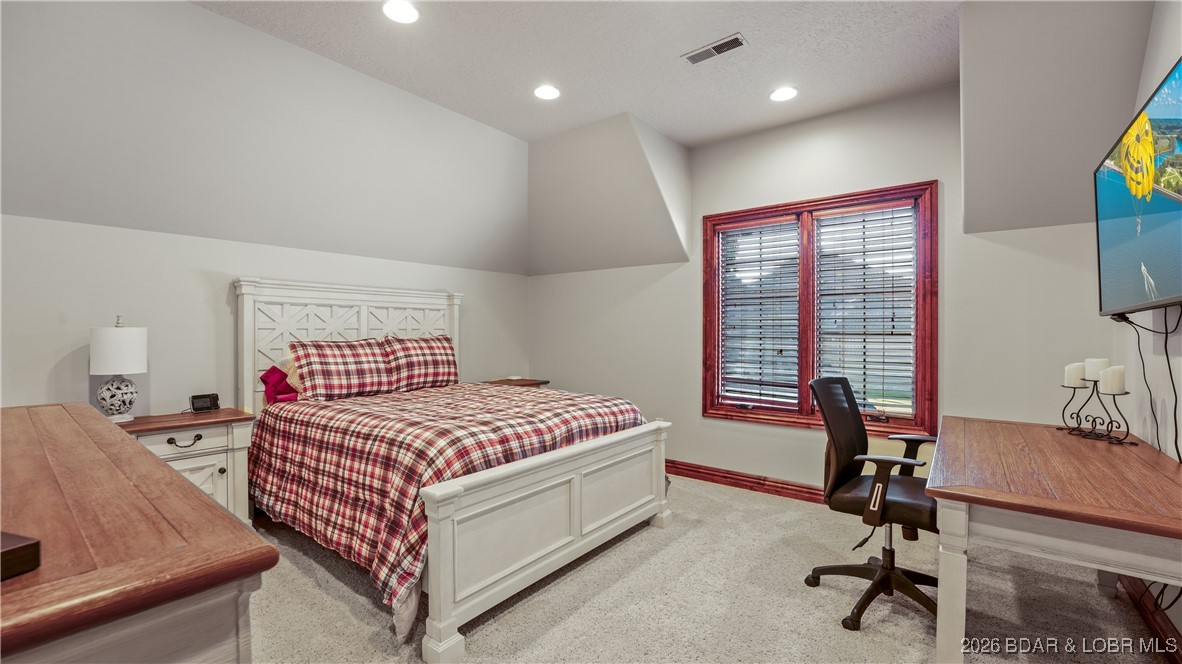 Woodland Cove - Residential