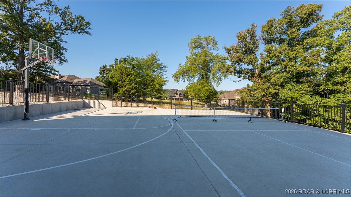 Woodland Cove - Residential