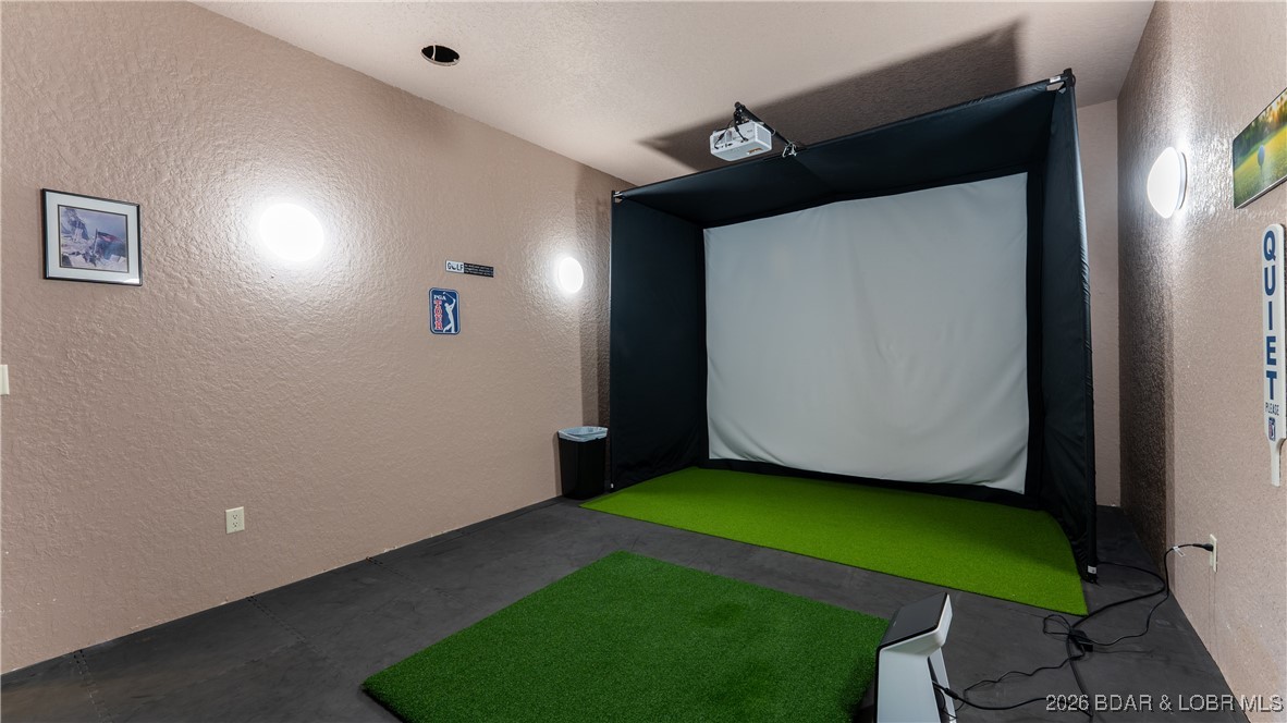 Woodland Cove - Residential