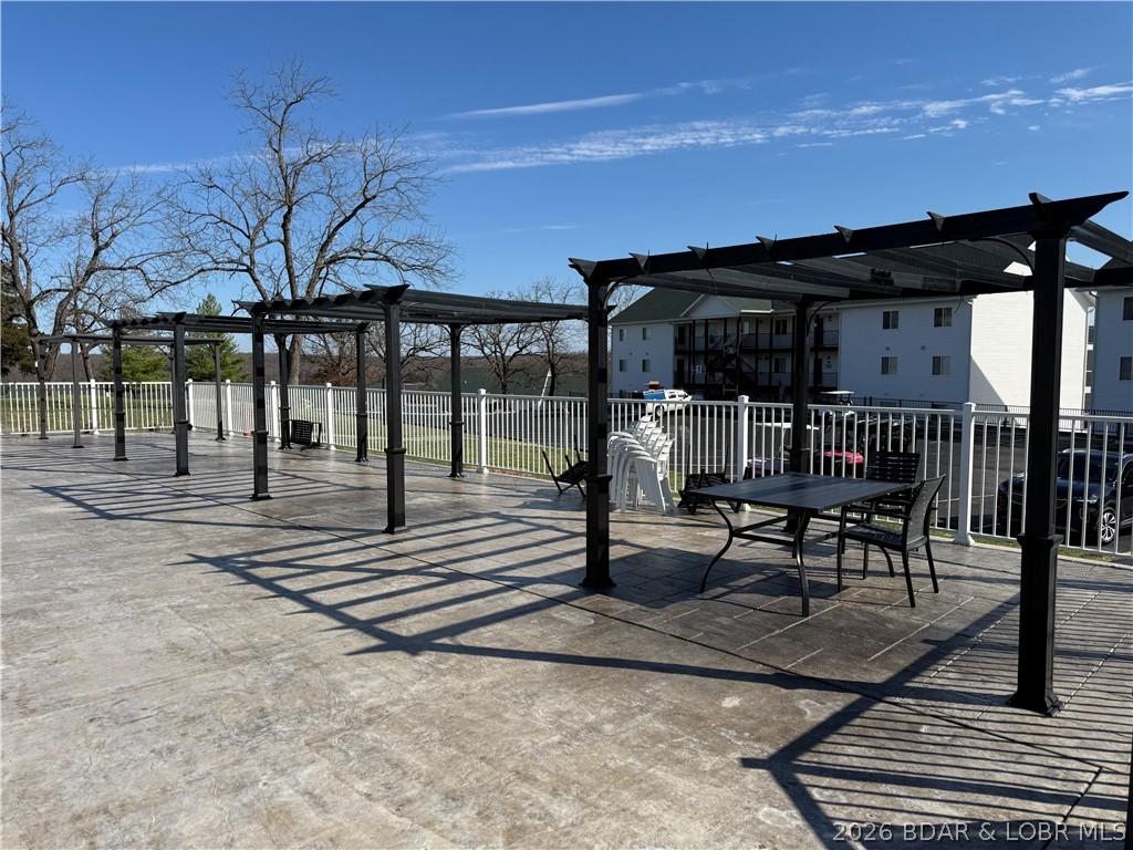 Park Place On The Lake - Residential