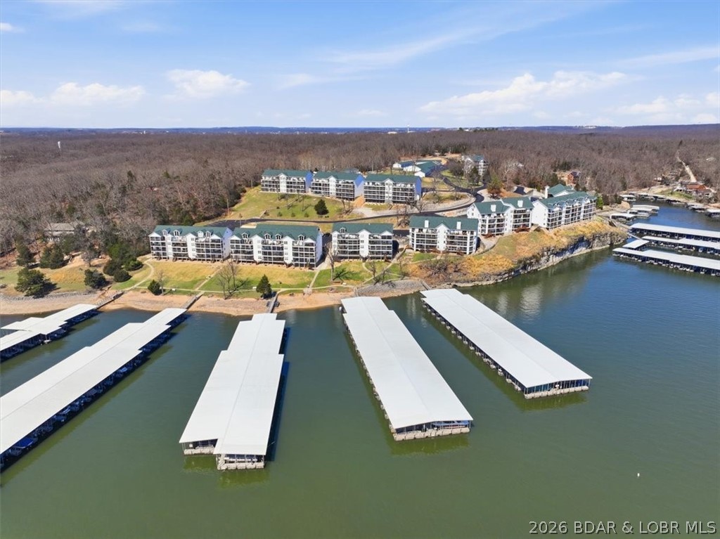 Park Place On The Lake - Residential