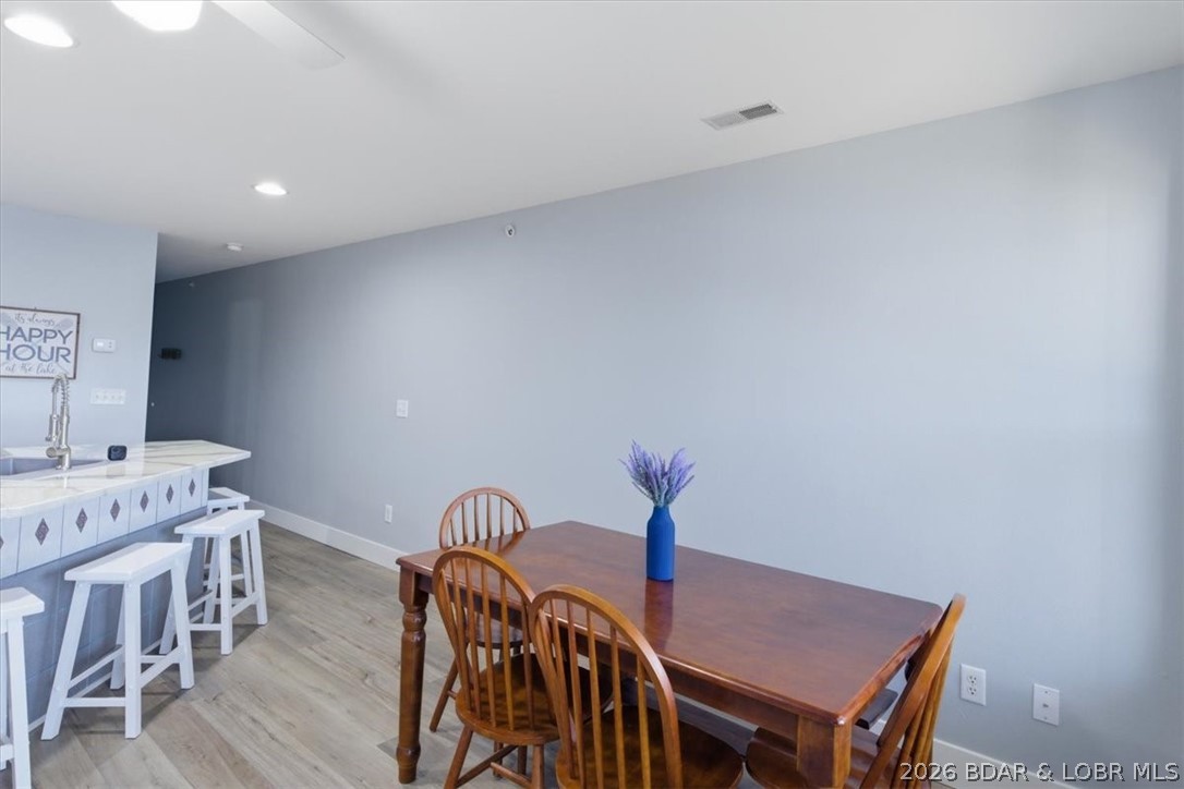 Park Place On The Lake - Residential