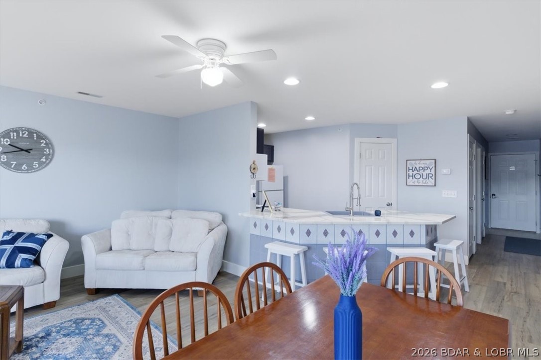 Park Place On The Lake - Residential