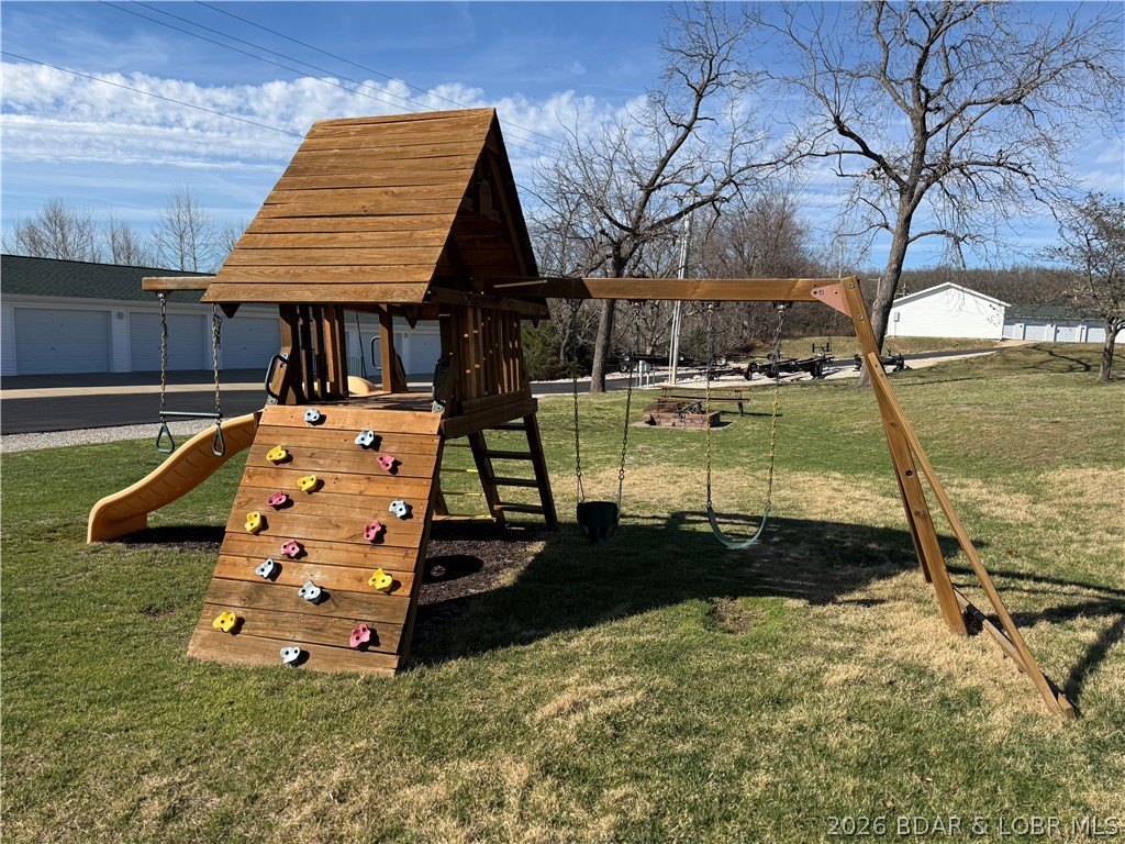 Park Place On The Lake - Residential