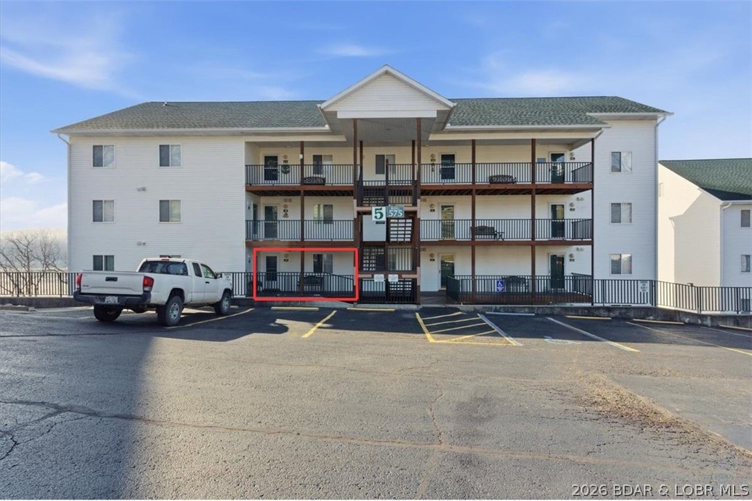 Park Place On The Lake - Residential