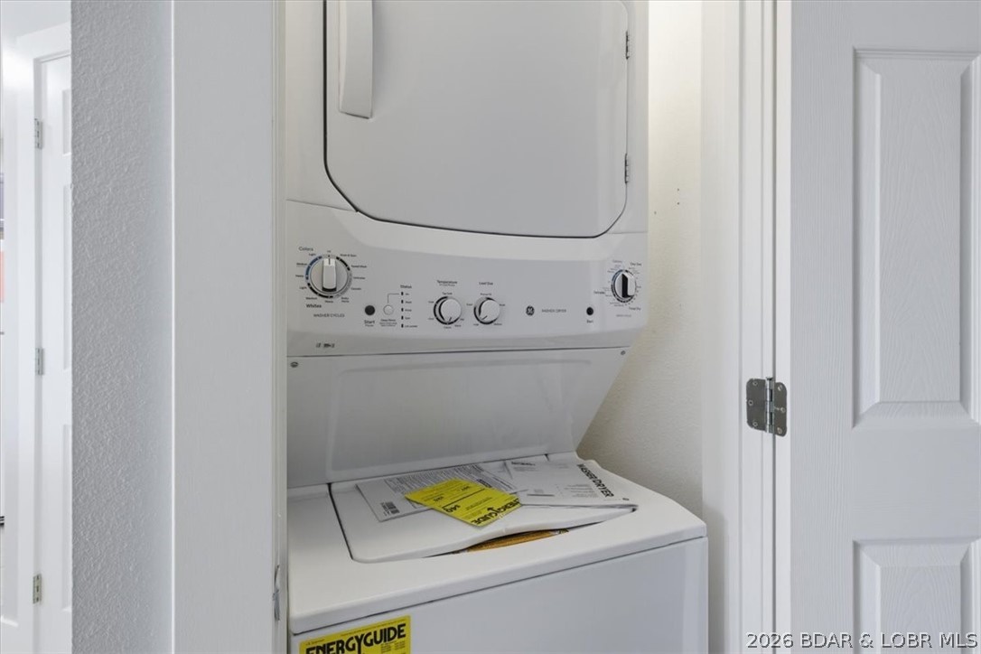 Park Place On The Lake - Residential