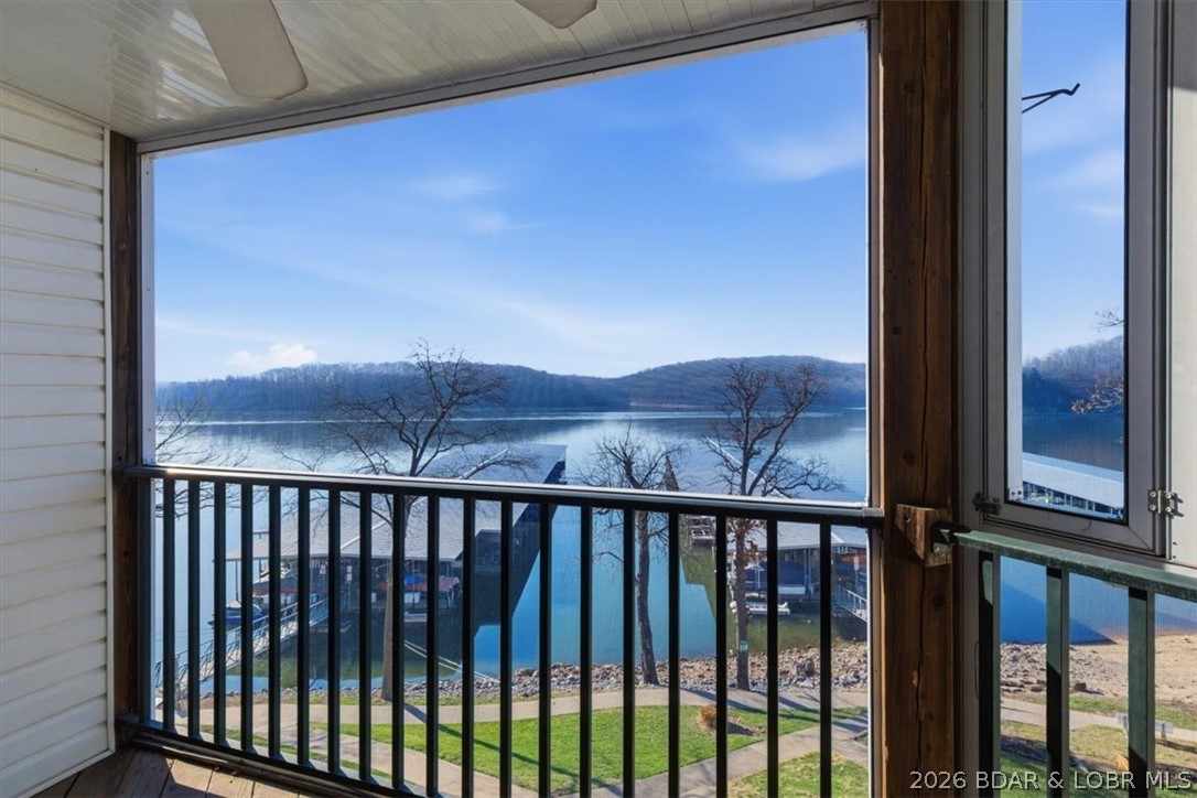 Park Place On The Lake - Residential