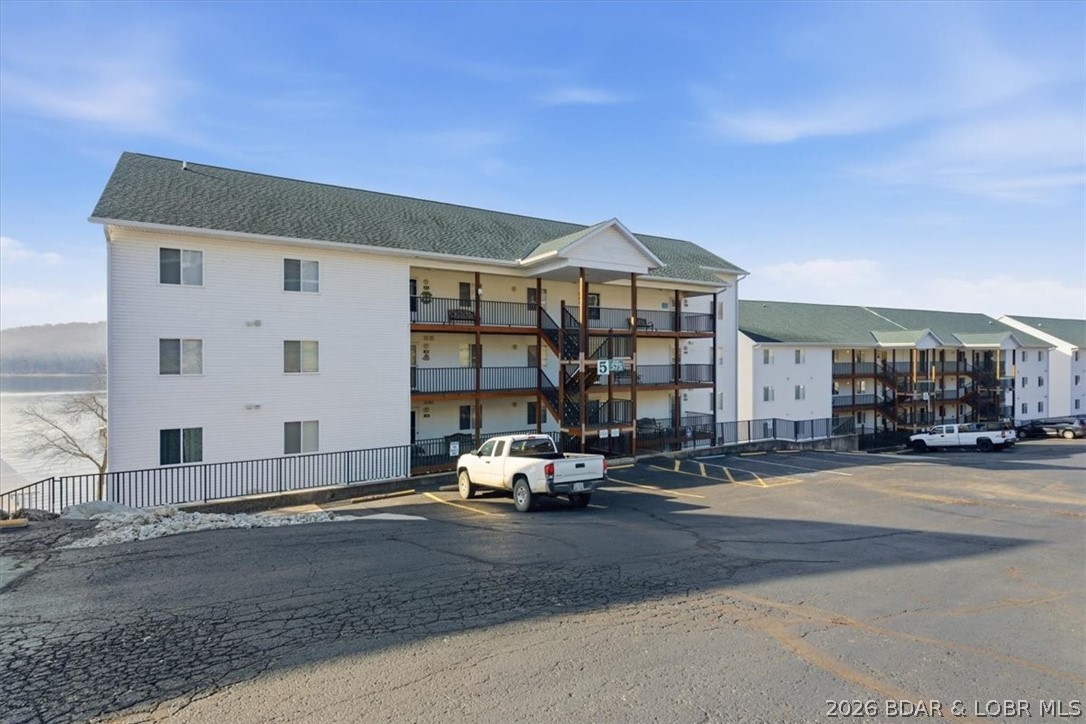 Park Place On The Lake - Residential