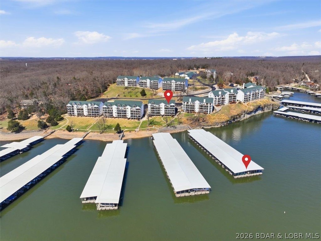 Park Place On The Lake - Residential