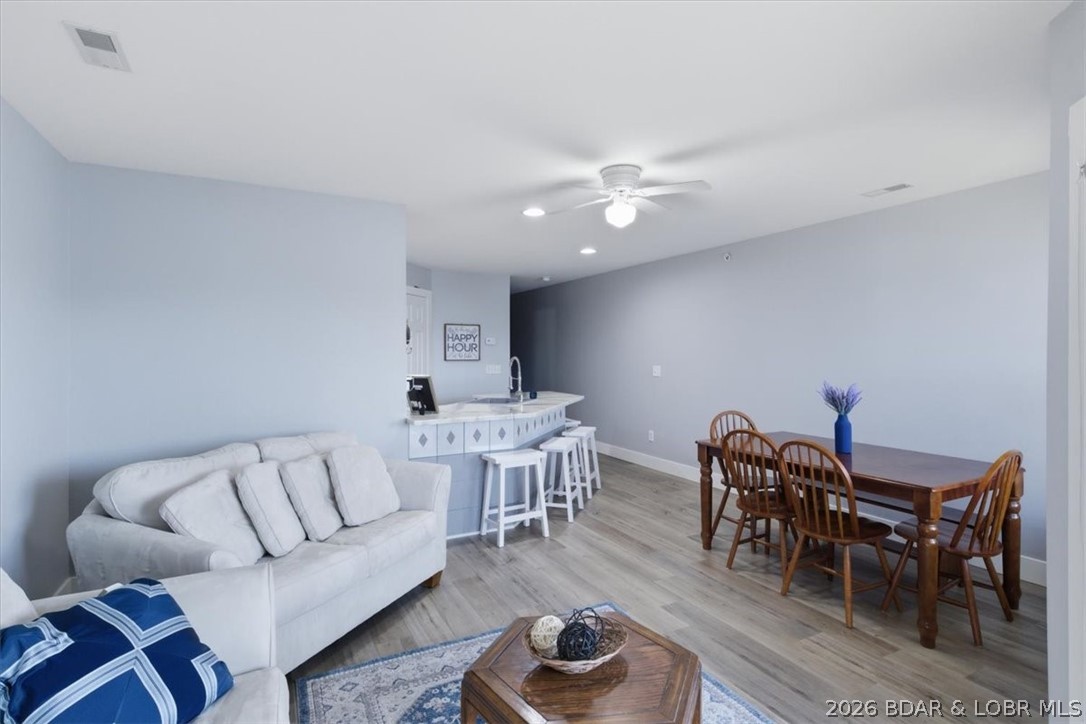 Park Place On The Lake - Residential