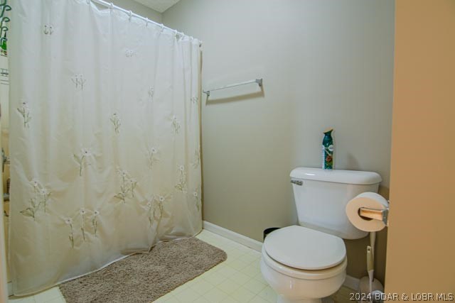 Lake Ozark, Missouri 65049, United States, 4 Bedrooms Bedrooms, ,3 BathroomsBathrooms,Residential,Contingent,50855